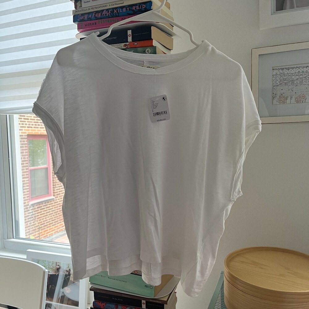 Free People NWT Cropped White Tee
